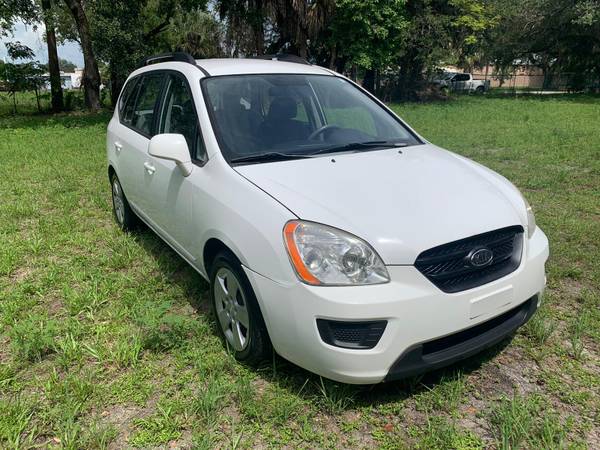 2009 KIA RONDO ONLY 108K ACTUAL MILES 4 CYLINDERS 2 OWNERS NO... for sale in Fort Myers, FL – photo 4