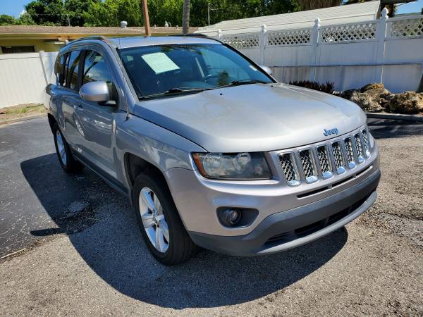 2014 JEEP COMPASS LATITUDE 4x4 - 85k mi - ECONOMICAL & SAFE AMERICAN for sale in Fort Myers, FL – photo 2