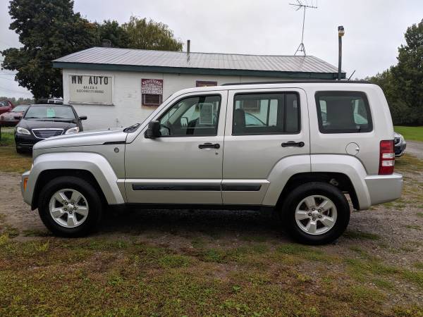 2009 Jeep Liberty Sport 4x4 clean serviced NYSI & warranty for sale in ADAMS CENTER, NY – photo 2