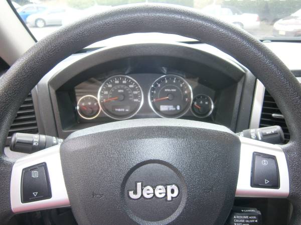 2010 Jeep Grand Cherokee Laredo 4x4 4dr SUV 74814 Miles for sale in QUINCY, MA – photo 16