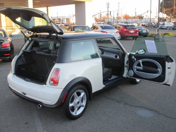 2006 MINI Cooper Base - - by dealer - vehicle for sale in Sacramento , CA – photo 9