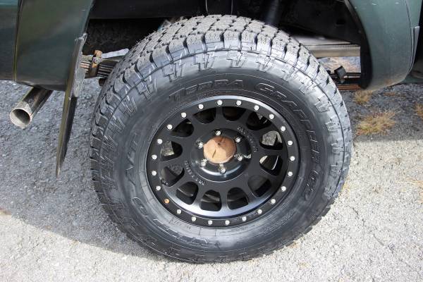 ** 2009 TOYOTA TACOMA SR5 DBL CAB 4X4 ** TRD Off Rd 3" Lift NEW TIRES for sale in Hampstead, ME – photo 8
