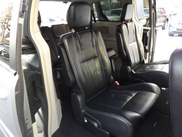 2014 CHRYSLER TOWN N COUNTRY TOURING EDITION - - by for sale in Lima, OH – photo 11