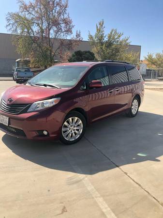 Toyota Sienna 2011 for sale in Bakersfield, CA – photo 8