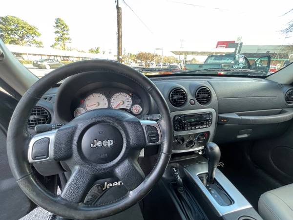2004 Jeep Liberty Limited - - by dealer - vehicle for sale in Norfolk, VA – photo 12