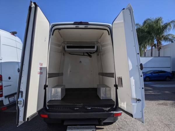 2016 FREIGHTLINER Sprinter Cargo Vans High Roof Refrigeration Reefer... for sale in Fountain Valley, CA – photo 18