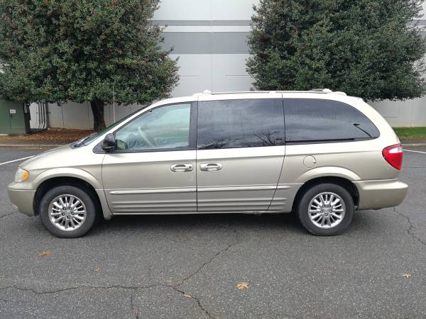 2003 CHRYSLER TOWN & COUNTRY LIMITED 4dr EXT MINIVAN 3 8L V6 for sale in Charlotte, SC – photo 7