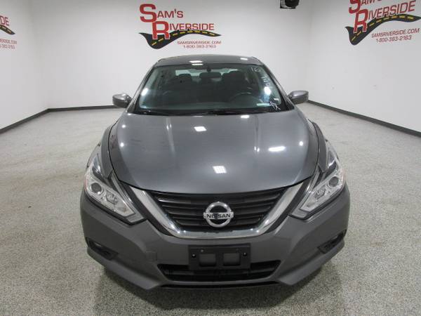 2016 NISSAN ALTIMA SR - cars & trucks - by dealer - vehicle... for sale in Des Moines, IA – photo 6