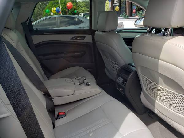 2013 Cadillac SRX Luxury-70k mi.- Panoramic Sunroof, Navi, BOSE stereo for sale in Fort Myers, FL – photo 8