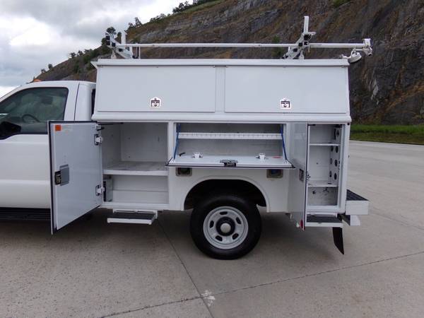 2011 Ford F350 SD Diesel/4x4 9' Enclosed Service Truck for sale in Burlington, WV – photo 12
