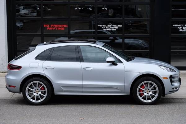 2018 Porsche Macan TURBO - - by dealer - vehicle for sale in Portland, OR – photo 3
