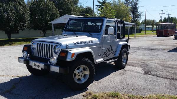 2002 jeep wrangler ht 4x4, 4.0 6cly for sale in Riverton, MO – photo 4