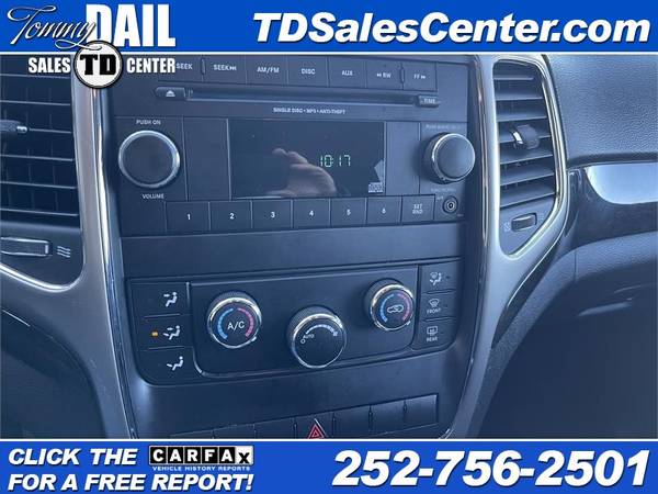 2012 JEEP GRAND CHEROKEE LAREDO - - by dealer for sale in Farmville, NC – photo 16