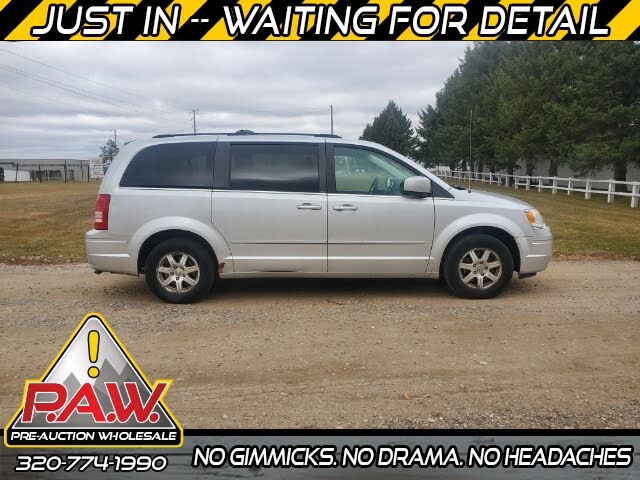 2008 Chrysler Town & Country Touring FWD for sale in ST Cloud, MN