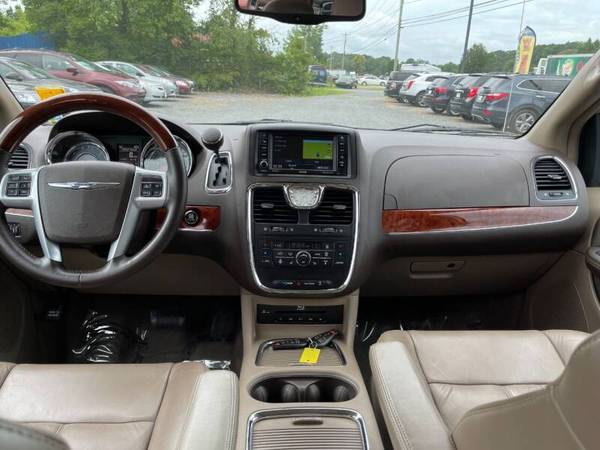 2013 Chrysler Town & Country - V6 1 Owner, Clean Carfax, Sunroof for sale in Dagsboro, DE 19939, MD – photo 16