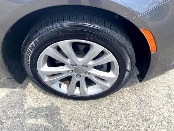 2016 Chrysler 200 Limited - EVERYBODY RIDES! - - by for sale in Metairie, LA – photo 20