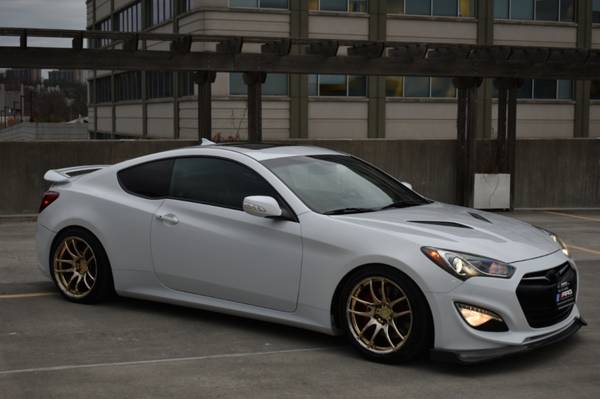2015 Hyundai Genesis Coupe 2dr 3 8L Man Ultimate w/Black Seats for sale in Arlington, District Of Columbia – photo 7