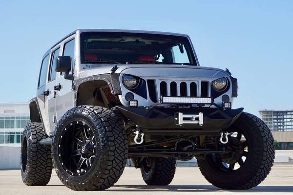 2015 Jeep Wrangler Unlimited *(( Absolute Show Stopper ))* Lifted... for sale in Austin, TX – photo 2