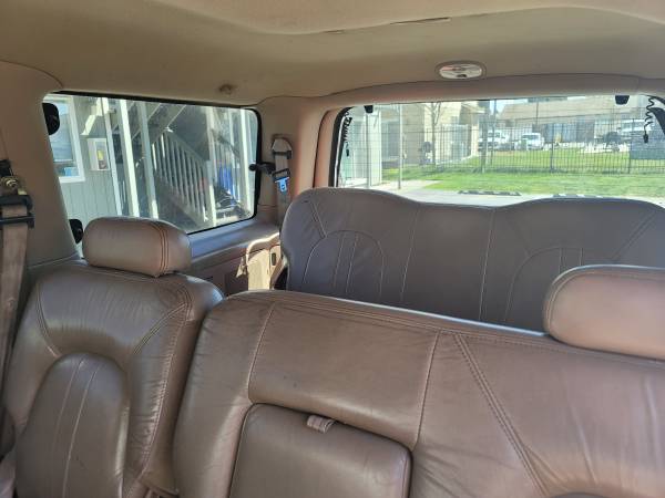 1999 Ford expedition 4x4 Eddie Bauer 3rd row seating for sale in Eltopia, WA – photo 9