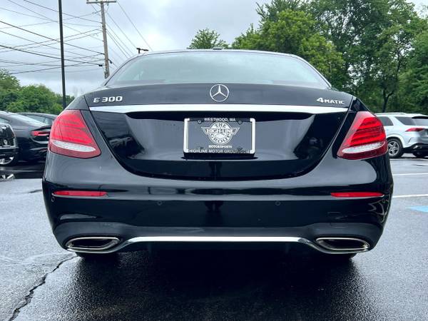 2019 Mercedes-Benz E-Class E 300 4MATIC Sedan - - by for sale in Other, FL – photo 10