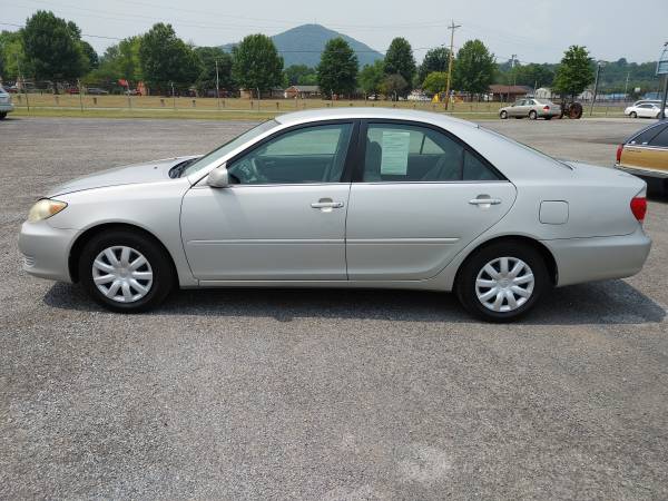 2006 Toyota Camry LE - - by dealer - vehicle for sale in Roanoke, VA – photo 2