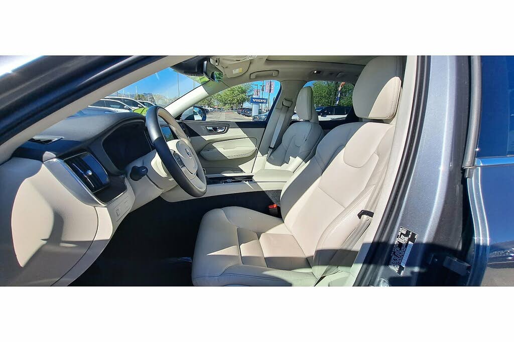 2021 Volvo XC60 T5 Momentum FWD for sale in Tucson, AZ – photo 11