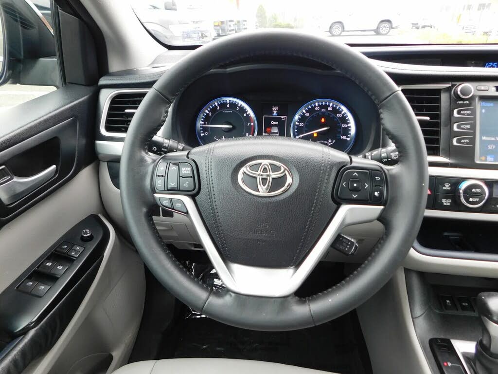 2015 Toyota Highlander XLE V6 AWD for sale in Manassas, VA – photo 22