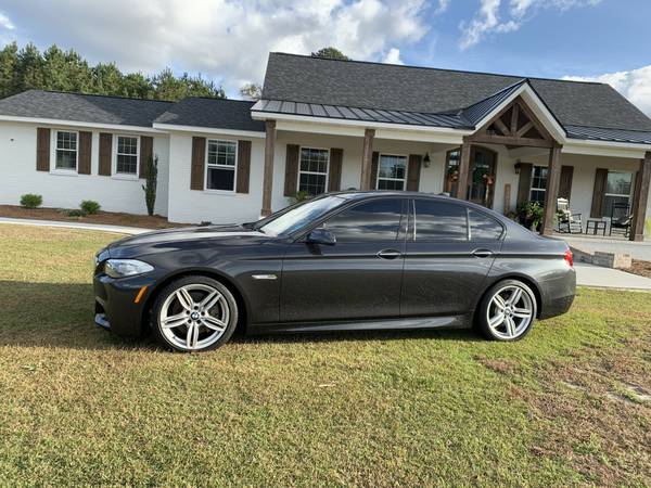 2013 550i BMW - cars & trucks - by owner - vehicle automotive sale for sale in Bladenboro, NC – photo 2