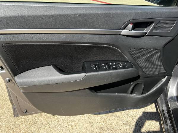 2020 Hyundai Elantra Value Edition Sedan 4D ESPANOL ACCEPTAMOS for sale in Arlington, TX – photo 9