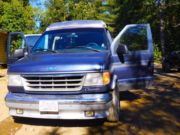 Econoline 150 V8 5.8l camper van for sale in Willits, CA – photo 8