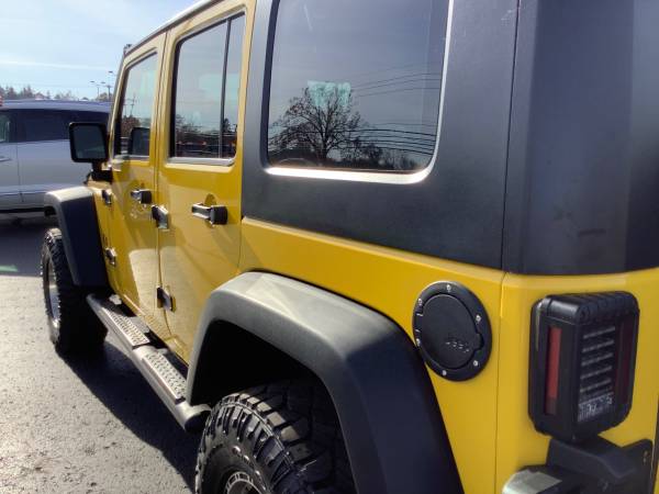 Clean Carfax! 2008 Jeep Wrangler Unlimited X! 4x4! Nice! - cars &... for sale in Ortonville, MI – photo 11