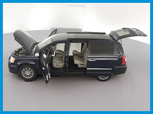 2014 Chrysler Town and Country Touring-L Minivan 4D van Blue for sale in NEWARK, NY – photo 16