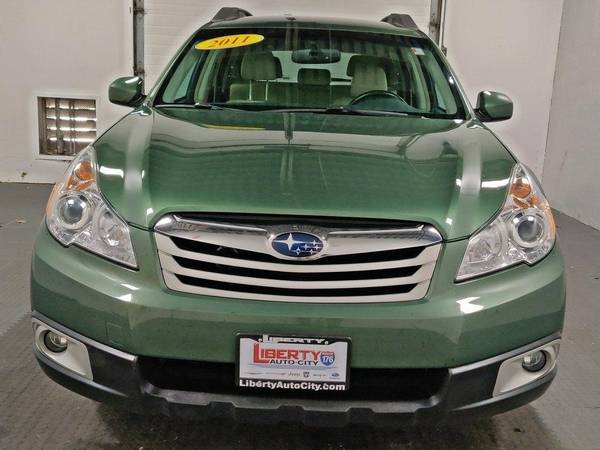 2011 Subaru Outback 2.5i Premium Financing Options Available!!! -... for sale in Libertyville, IL – photo 2