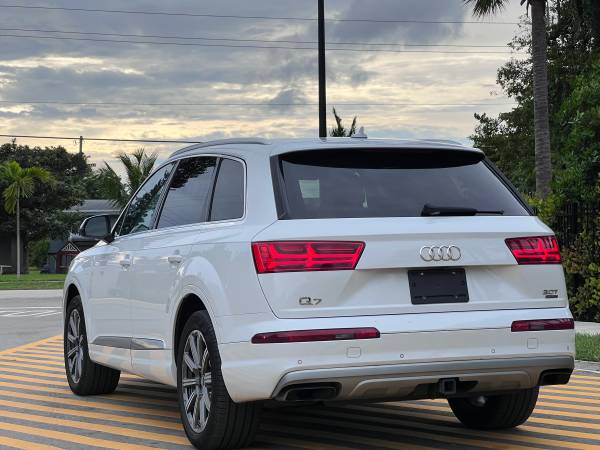 2017 Audi Q7 premium plus - - by dealer - vehicle for sale in Miami, FL – photo 3
