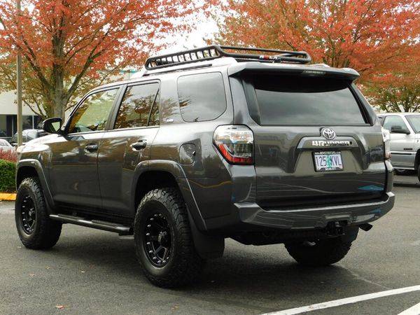 2018 Toyota 4Runner SR5 4X4 / 3RD SEAT / Navi / LIFTED LIFTED 4x4 SR5 for sale in Portland, OR – photo 7