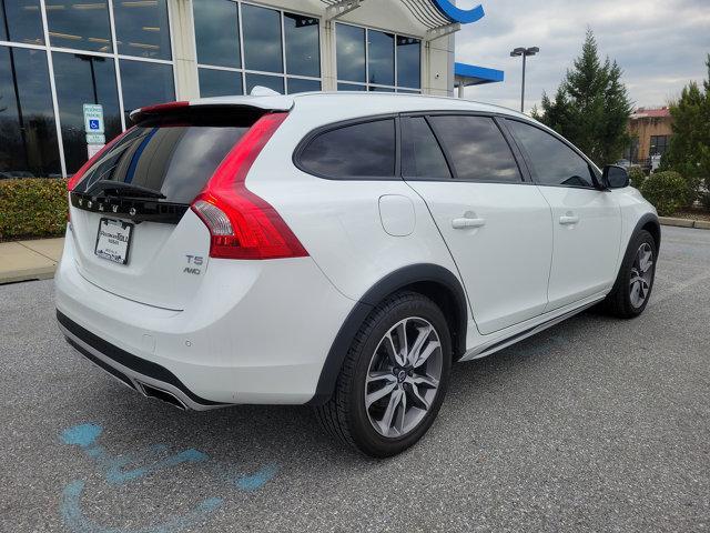 2018 Volvo V60 Cross Country T5 for sale in Downingtown, PA – photo 6