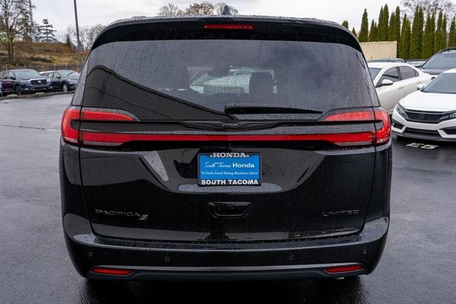 2022 Chrysler Pacifica Limited for sale in Tacoma, WA – photo 11