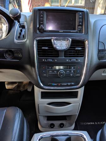 2013 Chrysler Town and Country Touring L for sale in Bishop, GA – photo 5