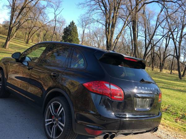 2012 Porsche Cayenne Turbo 48,597 miles One Owner - cars & trucks -... for sale in Downers Grove, IL