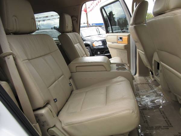2009 Lincoln Navigator 4dr 4X4 Luxury WHITE 1 OWNER 121K MILES for sale in Milwaukie, OR – photo 24