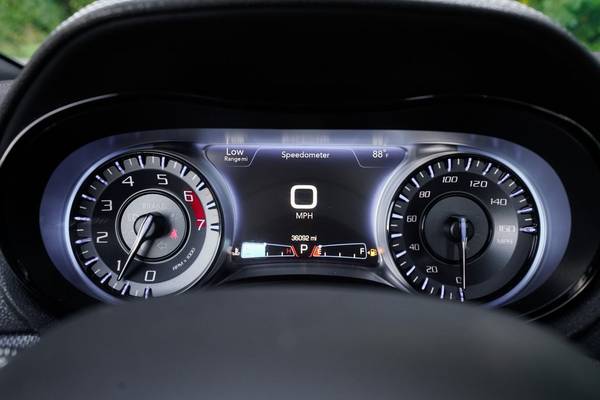 Chrysler 300 S Hemi Navigation Bluetooth Custom Wheels Dual Sunroofs! for sale in Asheville, NC – photo 12