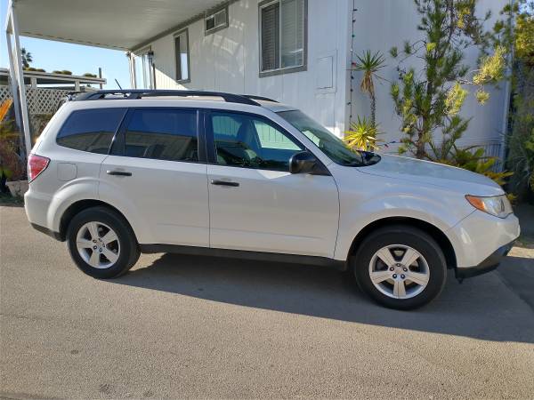 SUBARU 2012 Forestor - cars & trucks - by owner - vehicle automotive... for sale in Pacific Palisades, CA – photo 2