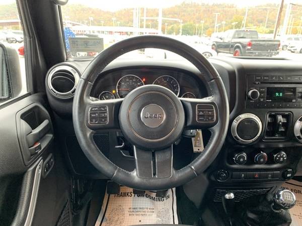 2017 Jeep Wrangler 4WD 4D Sport Utility/SUV Unlimited Sahara for sale in Saint Albans, WV – photo 14