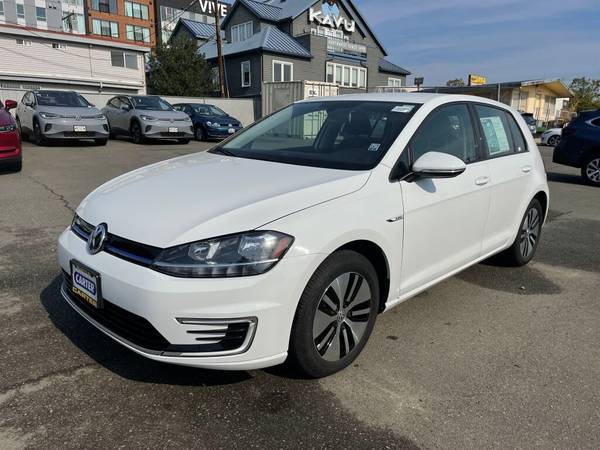 2019 Volkswagen e-Golf SE - - by dealer - vehicle for sale in Seattle, WA – photo 8