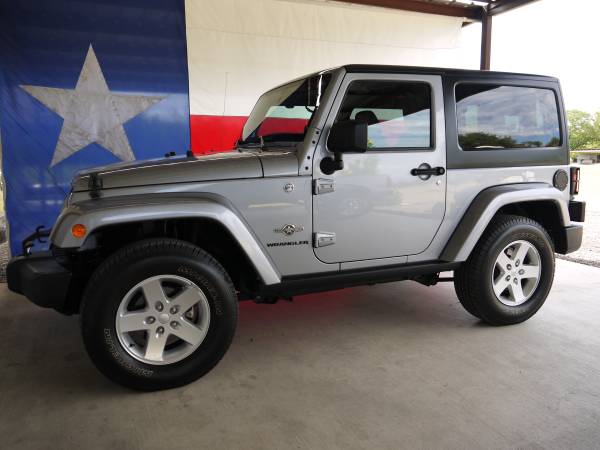 2014 Jeep Wrangler SPORT 4X4 HARD TOP. WOW. SUPER NICE JEEP for sale in Atascosa, TX