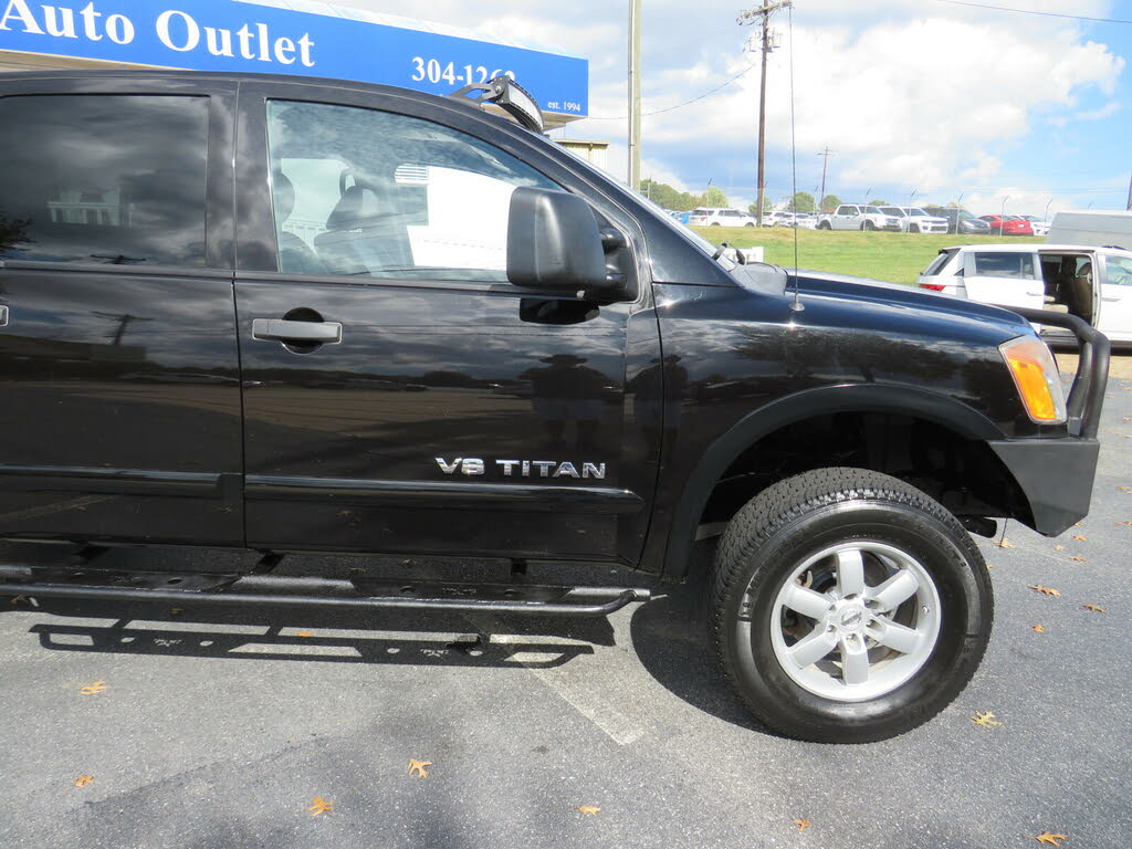 2012 Nissan Titan PRO-4X Crew Cab 4WD for sale in Hickory, NC – photo 5