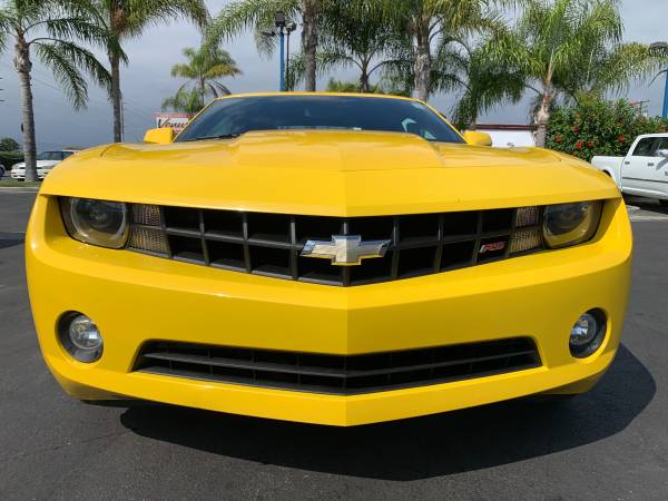 R1. 2011 Chevrolet Camaro LT 6 SPEED MANUAL LEATHER SUN ROOF CLEAN for sale in Stanton, CA – photo 2