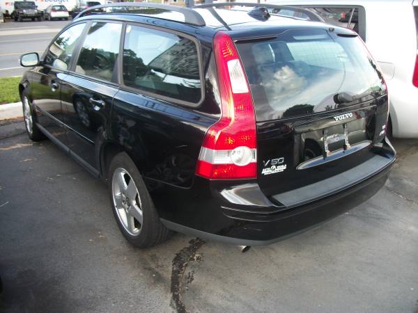 2007 Volvo V50 T5 Wagon AWD for sale in Lancaster, PA – photo 2