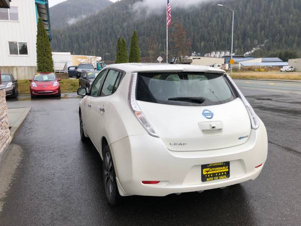 2016 Nissan LEAF SV Extended Range with 7K miles! for sale in Auke Bay, AK – photo 4