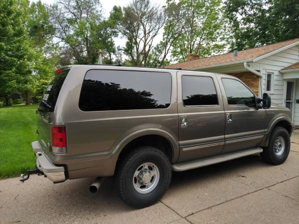 2003 Ford Excursion Limited, 7.3L Power Stroke, 4WD for sale in EAST MOLINE, IA – photo 2